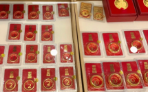 Giá vàng tiếp tục giảm