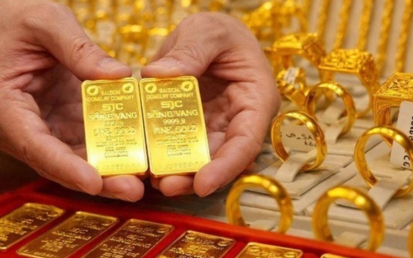 Giá vàng thế giới tiếp tục giảm, xuống thấp nhất 3 tháng