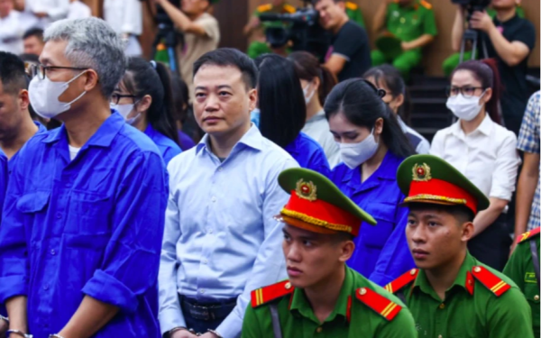 Hai nữ trợ thủ giúp Shark Bình vận hành hệ thống rửa tiền, đối phó cơ quan điều tra