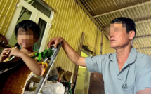 Bố mẹ của Hồ Văn Tình, phạm nhân đang trốn Trại giam A2: Mong con sớm đầu thú để không 