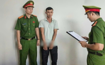 Giả giám đốc mắc ung thư, lừa tiền bạn gái