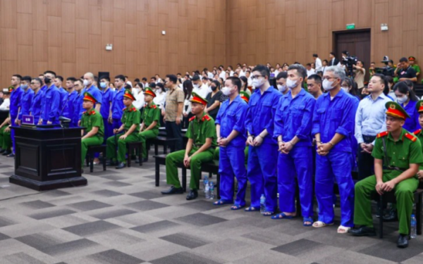 Nữ cán bộ hưu trí lặn lội từ TPHCM ra Hà Nội dự tòa, mong sớm lấy lại 20 tỷ bị Mr Pips chiếm đoạt