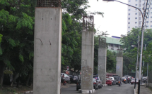 Dừng khẩn cấp dự án đường sắt trên cao dài 30 km, vốn đầu tư gần 19.000 tỷ đồng, 150 cột bê tông giữa phố