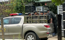 Hàng trăm cảnh sát vào rừng sâu truy tìm 2 người trốn trại giam