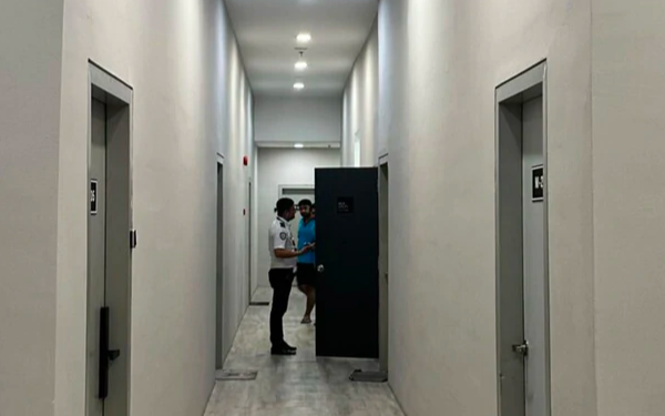 Cặp vợ chồng nghe tiếng như phụ nữ kêu cứu lúc 3h30 sáng ở chung cư, cảnh sát phát hiện sự thật bất ngờ